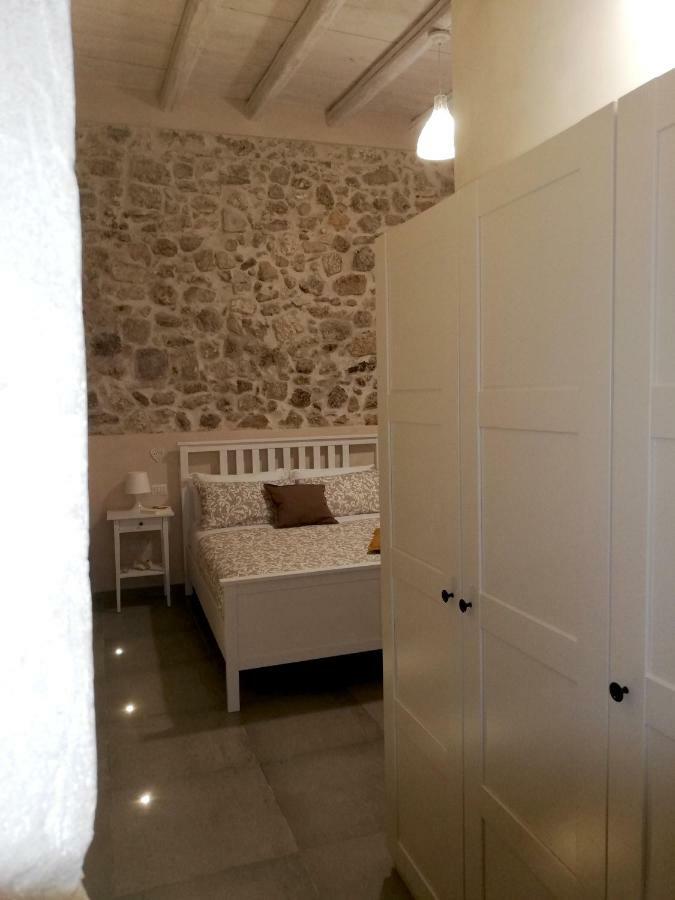 Essentia Rooms- Ortigia Holidays Syracuse Ngoại thất bức ảnh
